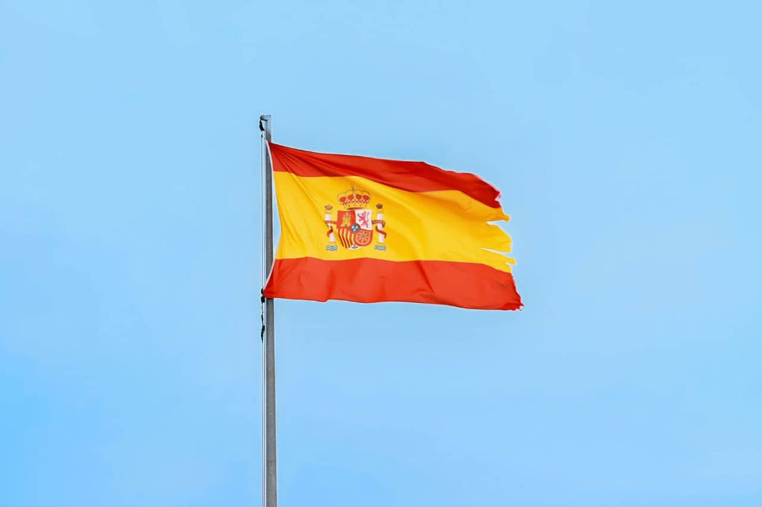 Drapeau de l’Espagne flottant