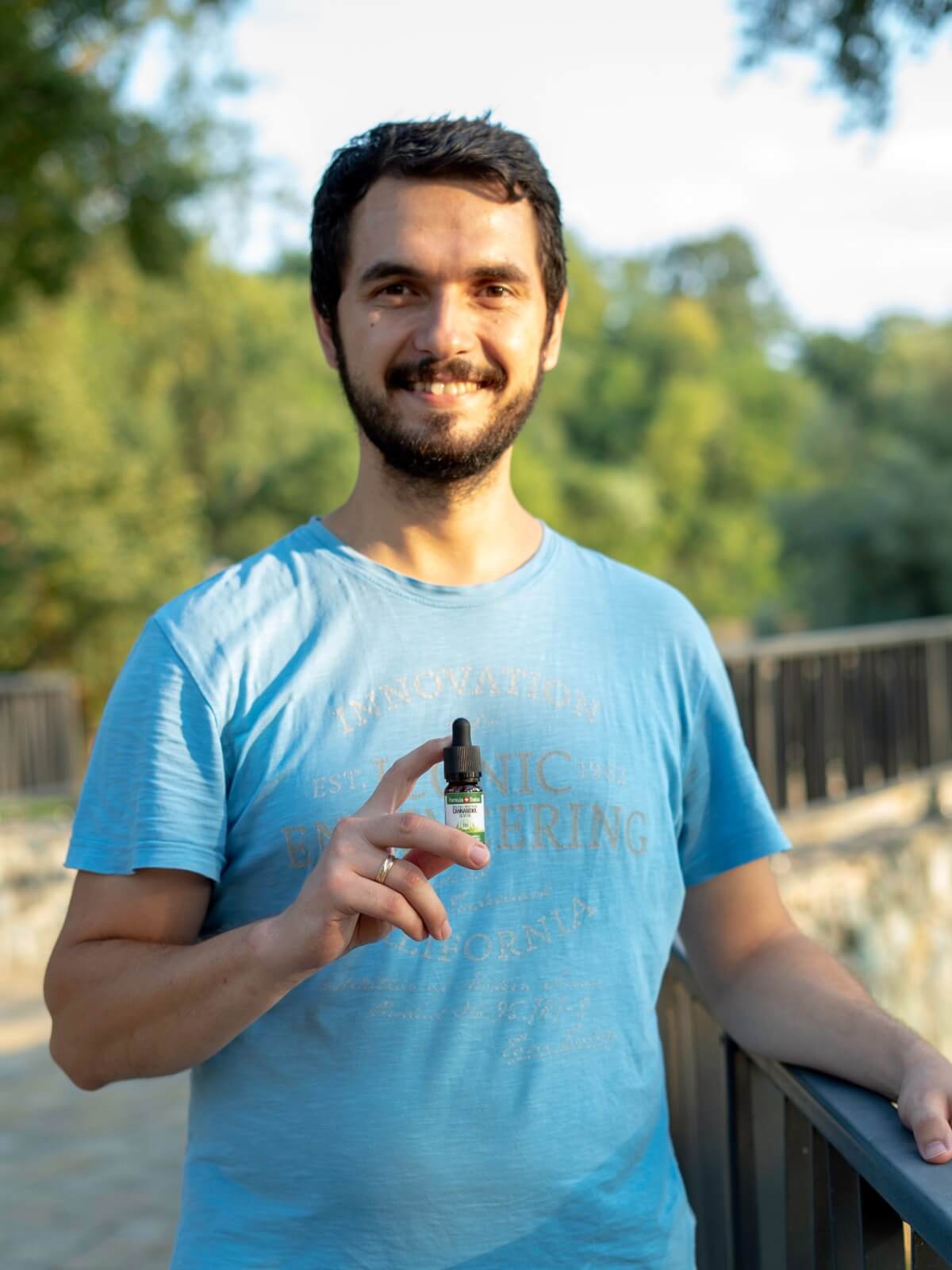 Formule Huile de CBD biologique suisse à l'huile d'olive