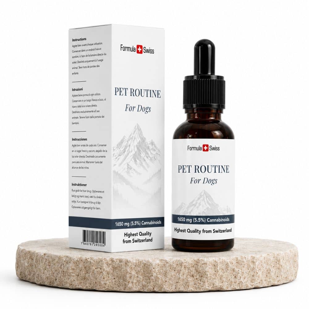 Flacon et emballage Pet Routine pour chiens de Formula Swiss sur fond blanc